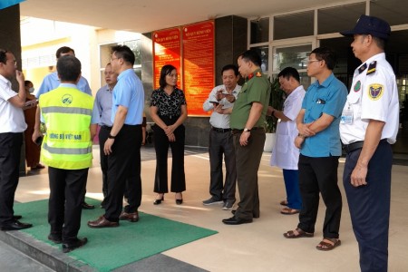 Công ty TNHH Dịch vụ Bảo vệ Phương Đông STC đã cùng các lực lượng chức năng tại Bệnh viện Đa khoa tỉnh Hà Giang tham gia ứng cứu và hỗ trợ các nạn nhân trong vụ sạt lở đất kinh hoàng tại Hà Giang vào ngày 13/7/2024.